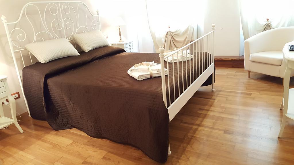 Maison Sara ฟลอเรนซ์ ภายนอก รูปภาพ